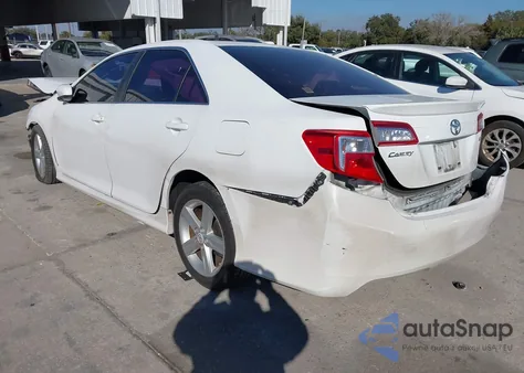 2012 Toyota Camry Se z USA, uszkodzony, nr VIN 4T1BF1FKXCU548098